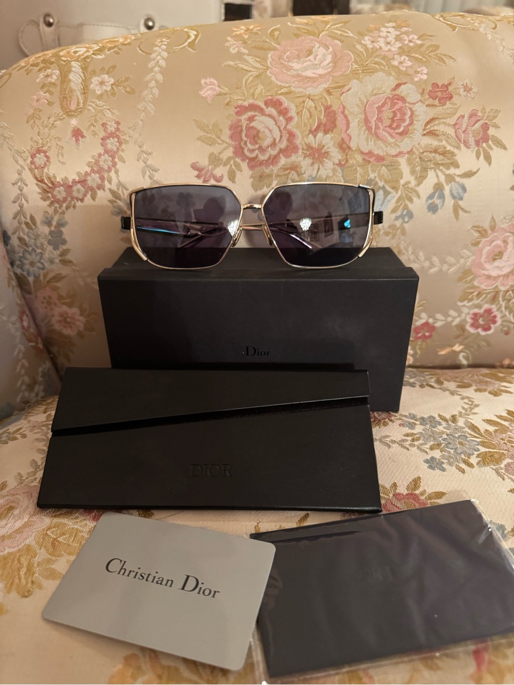 Christian Dior Metal ArchiDior S2U Sunglasses Gold - Picture 11 of 16